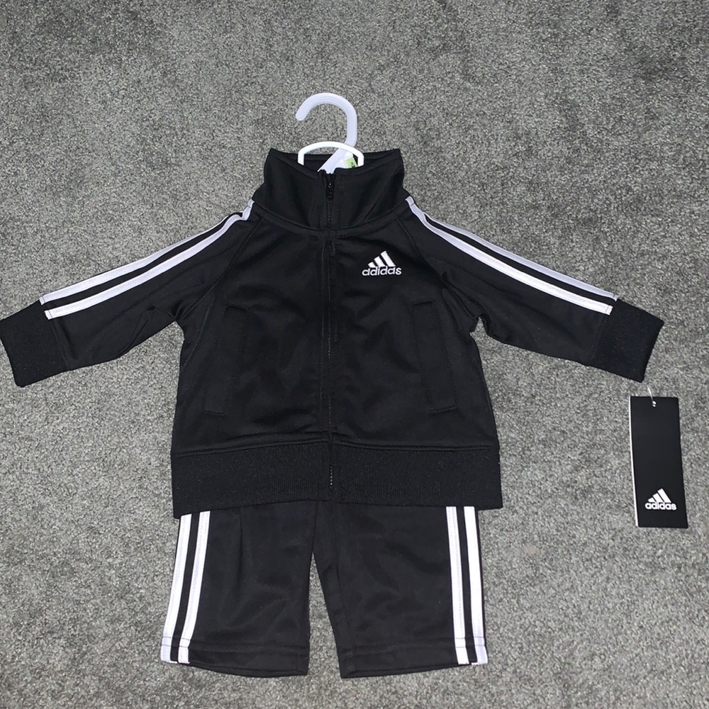 Adidas 2 Piece Set